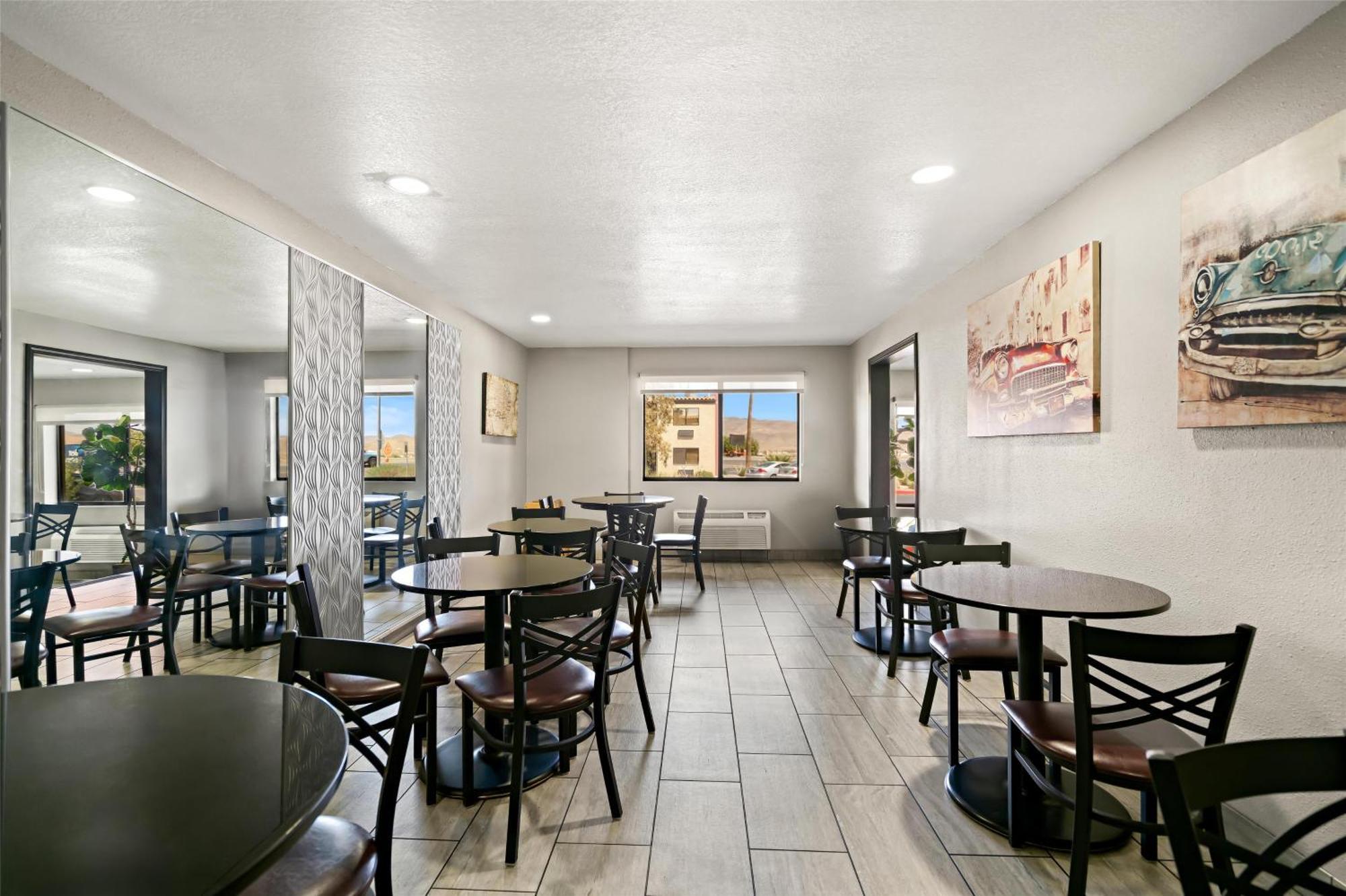 Best Western Desert Villa Inn Barstow Bagian luar foto