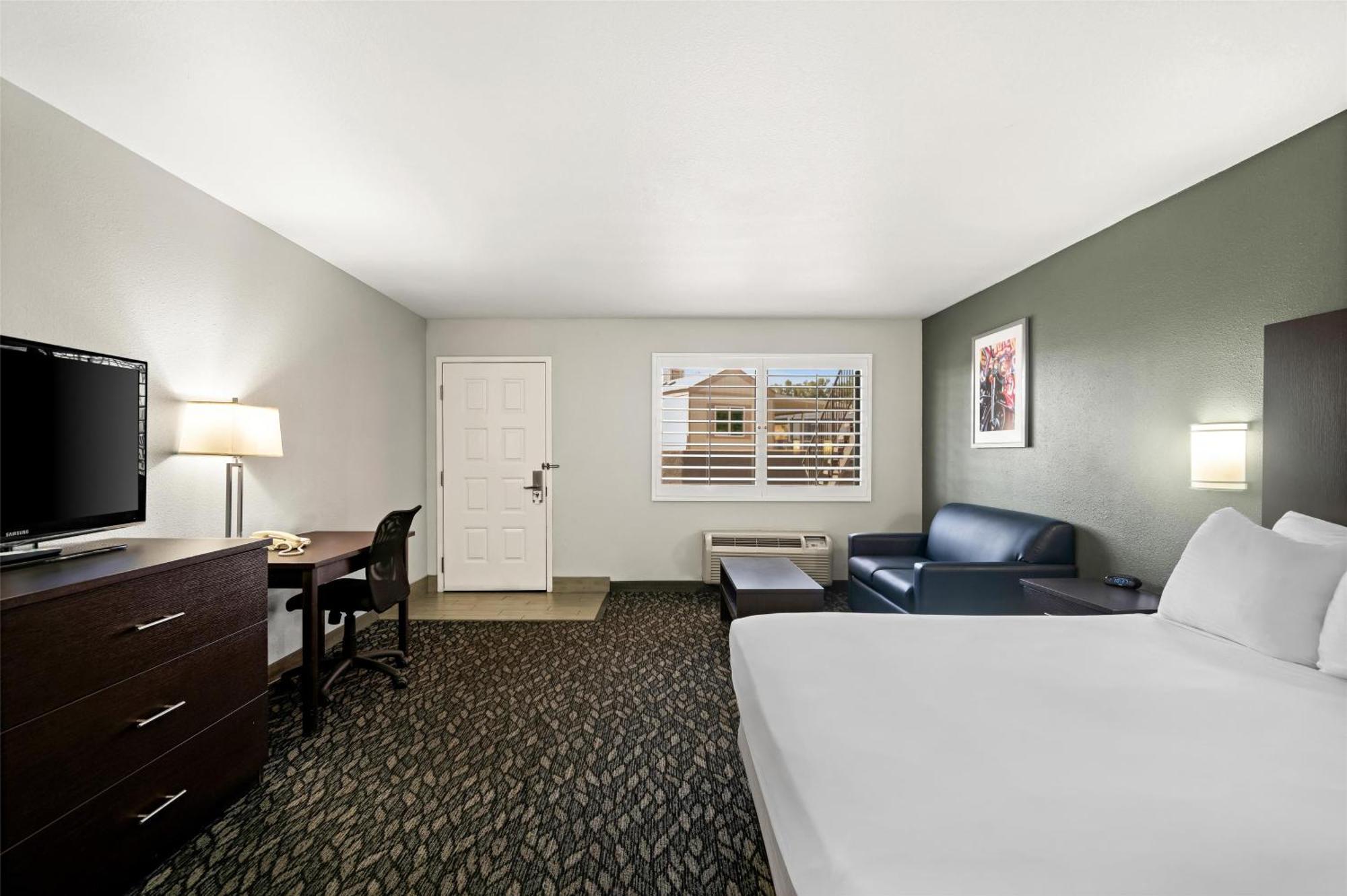 Best Western Desert Villa Inn Barstow Bagian luar foto