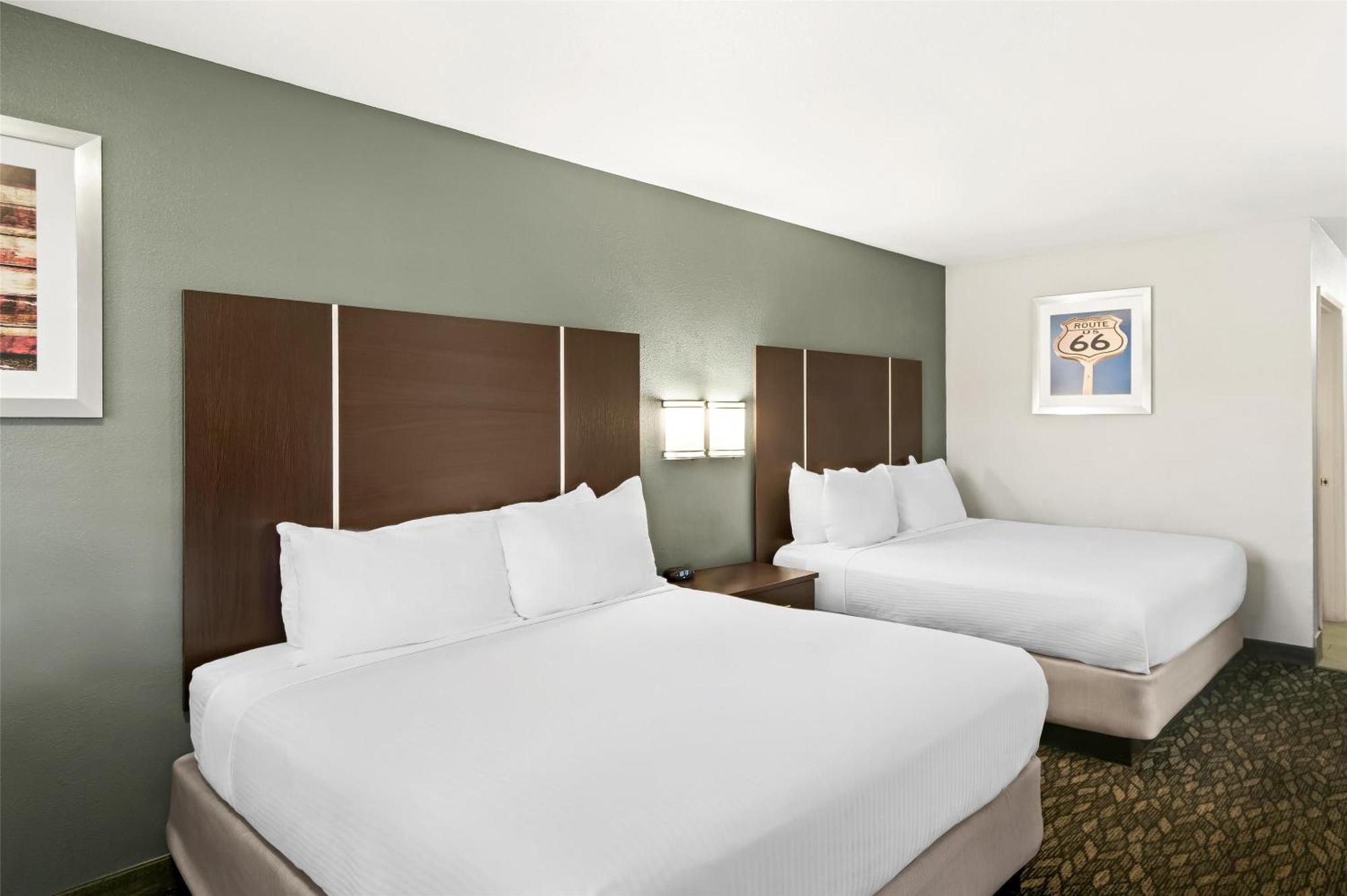 Best Western Desert Villa Inn Barstow Bagian luar foto