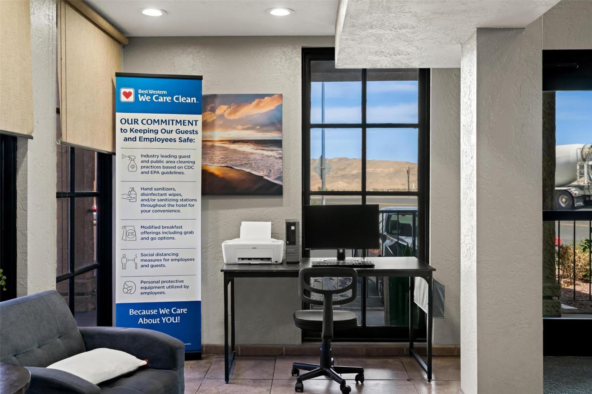 Best Western Desert Villa Inn Barstow Bagian luar foto