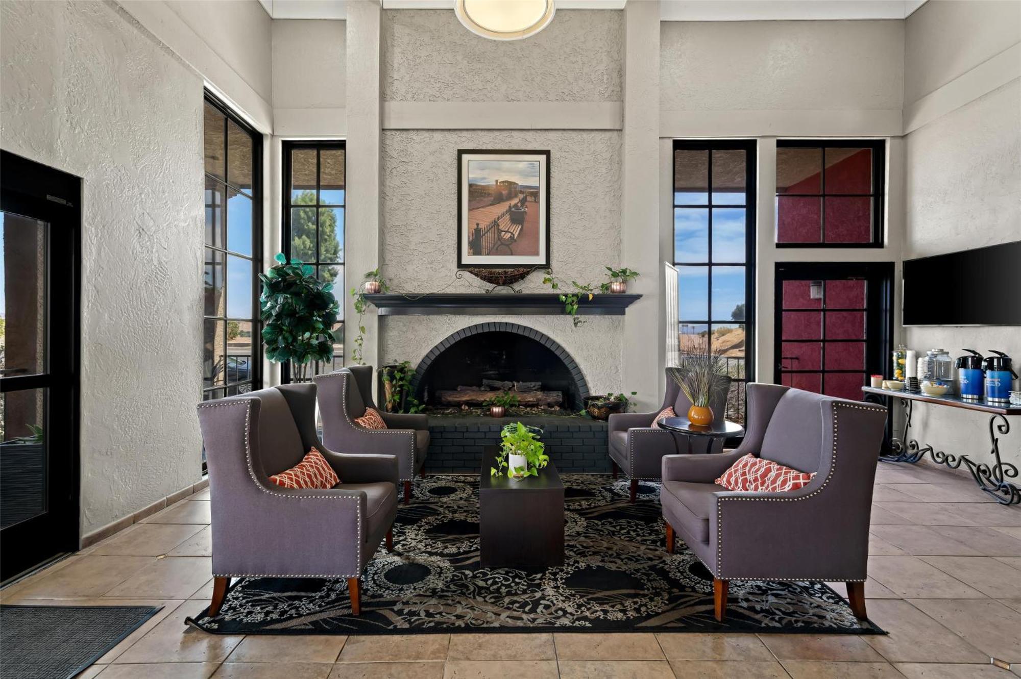 Best Western Desert Villa Inn Barstow Bagian luar foto
